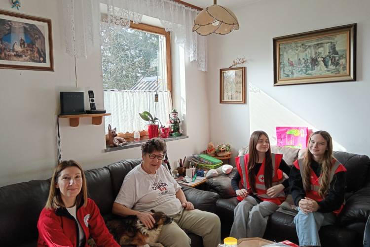 Povodom Svjetskog dana bolesnika volonteri HCK GDCK Novi Marof posjetili korisnike projekta „Moja kuća, moj dom“
